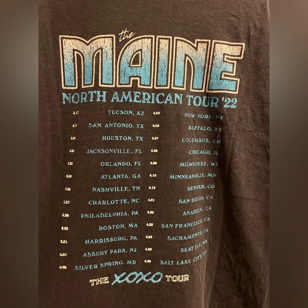 🦋 The Maine Official 2022 North American Tour Butterfly Shirt - Picture 5 of 7
